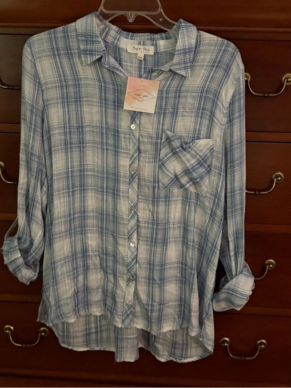 Byron Bay Womens L Plaid Blue Long Sleeve Button Shirt Roll Tab Lightweight NEW